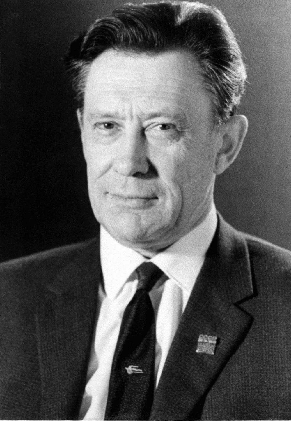 Андрей Никитович Понизовкин, инженер и автогонщик