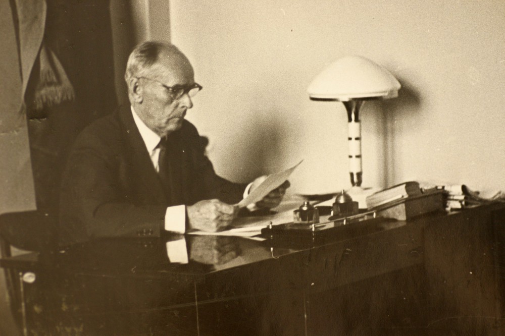 Лопатин Иван Васильевич — редактор "Северного рабочего" с апреля 1943 по июль 1955 г.