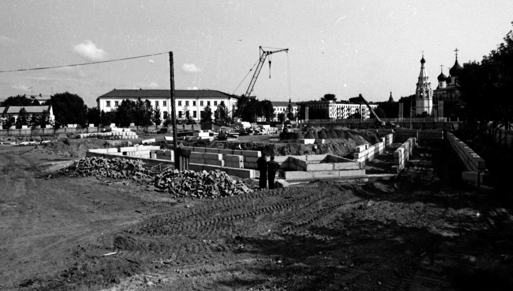 Закладка фундамента здания ОК КПСС