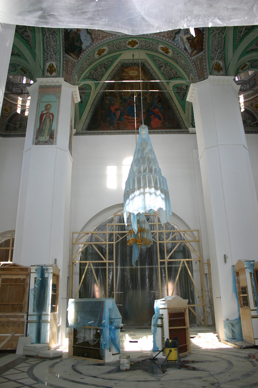 В Казанском соборе идут реставрационные работы. 2009 г. Фото А.Григорьева