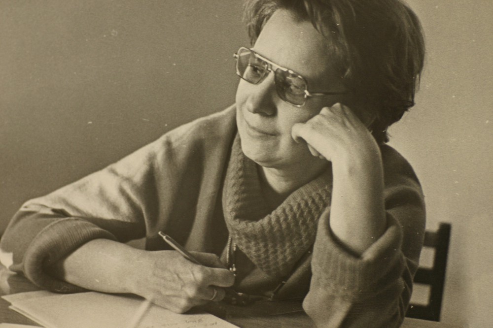 Корреспондент отдела партийной жизни Инна Константиновна Каратаева (Копылова)