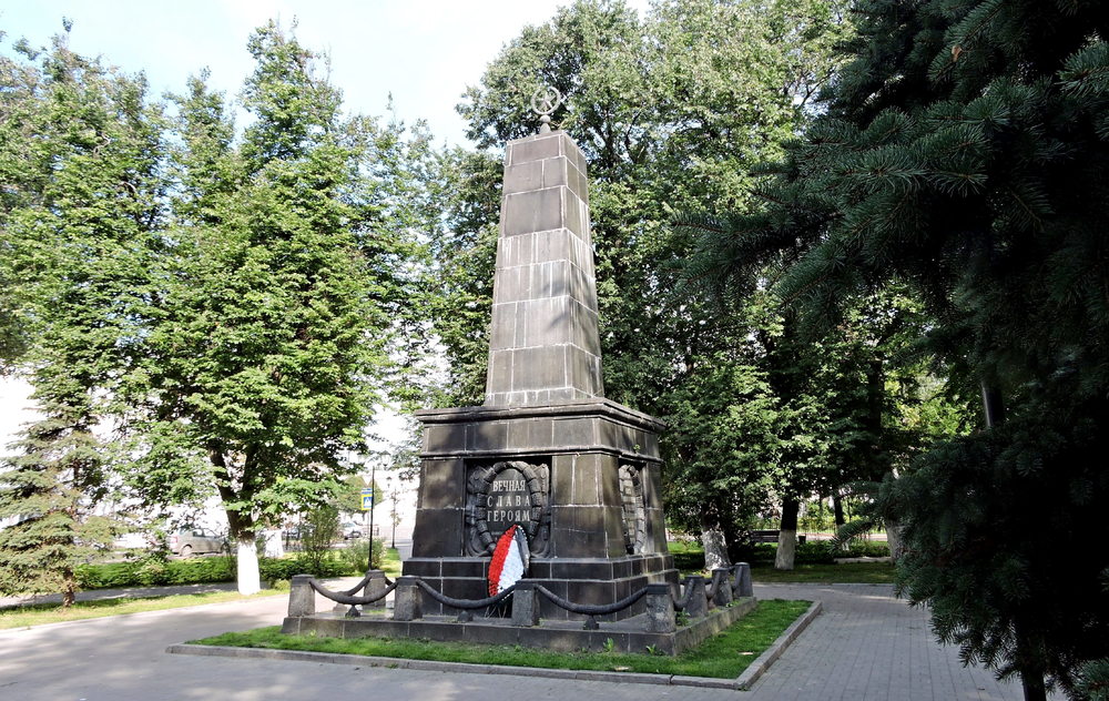 Памятник жертвам ярославского восстания 1918 года