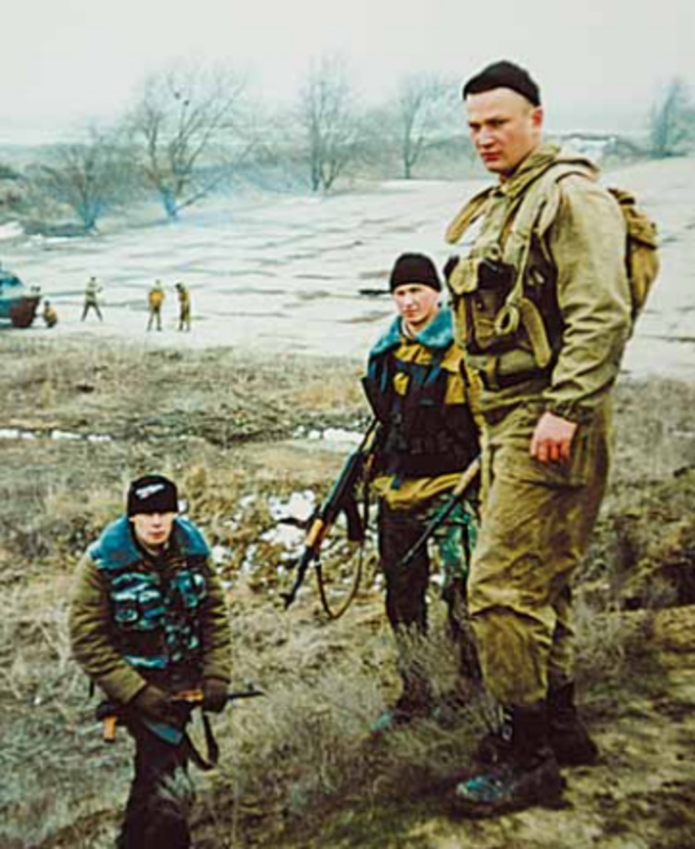 Алексей Чагин с бойцами своего взвода