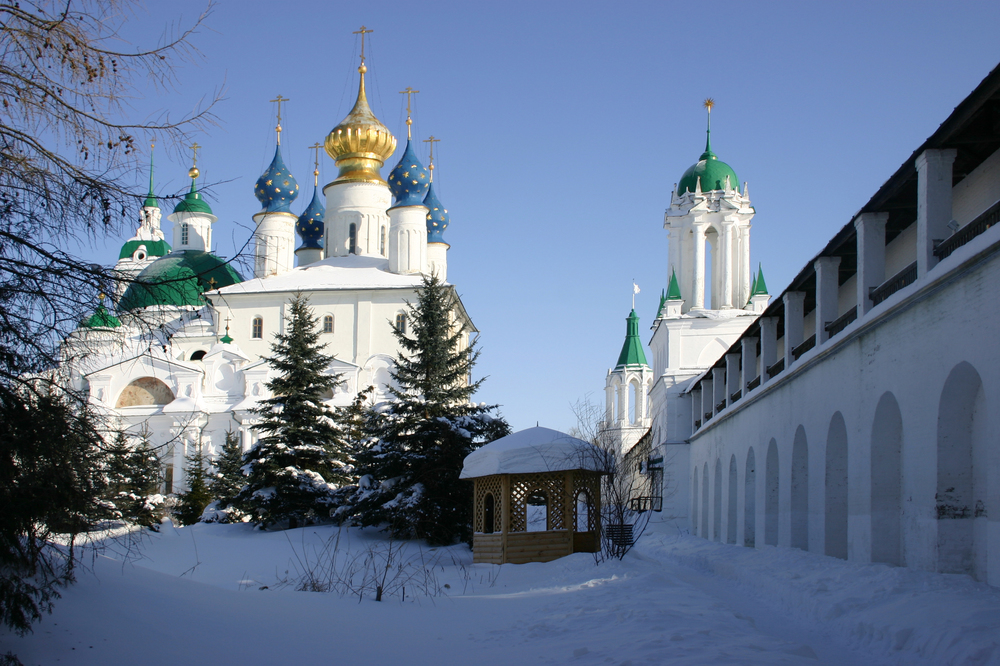 Яковлевская церковь ярославль. Спасо Яковлевский Димитриев монастырь зимой. Ростов Великий Зачатьевский собор. Спасо-Якововом Дмитриевском монастырь Ростов колокольня. Зачатьевский монастырь Ярославская область.