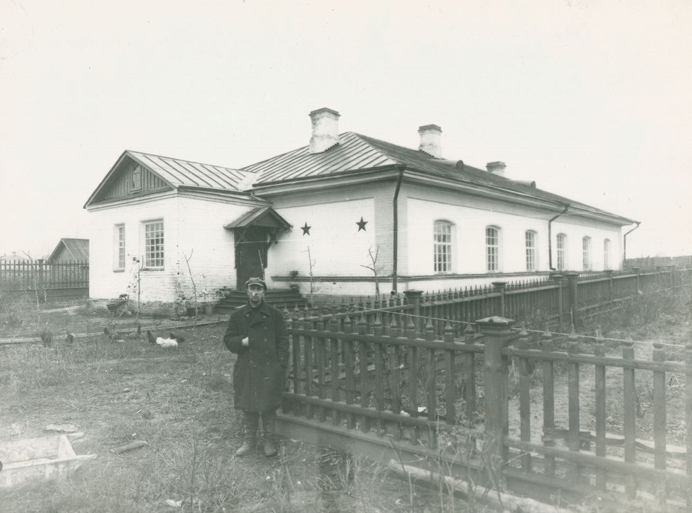 Здание заводского общежития. 1926-й год