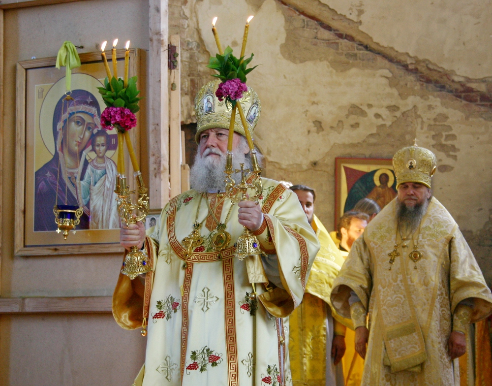 Торжества в честь 100-летия освящения Спасо-Преображенского собора в Кукобое. Июнь 2012. Фото А.Григорьева