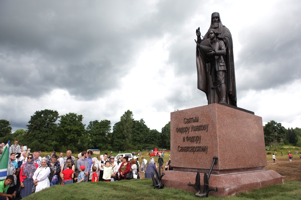 6 августа в Ярославской области открыт памятник юному Фёдору Ушакову