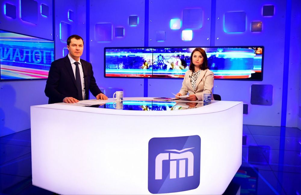 В студии программы "Диалоги" мэр Ярославля Владимир Волков и главный редактор ГТК Ксения Власова