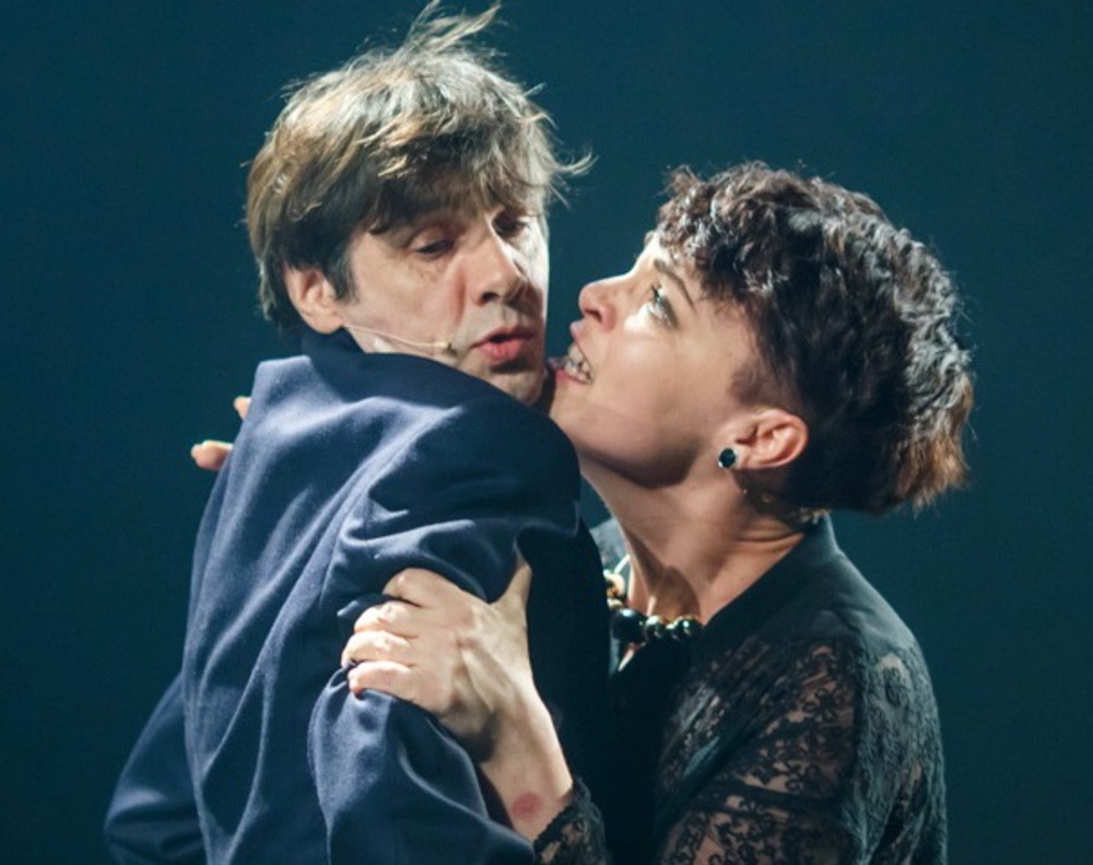 Николай Зуборенко и Анастасия Светлова в спектакле "Чайка. Эскиз". Фото Т.Кучариной