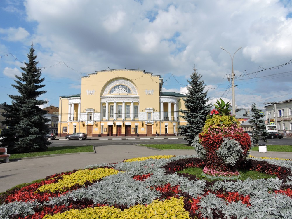 Артисты волковского театра ярославль фото