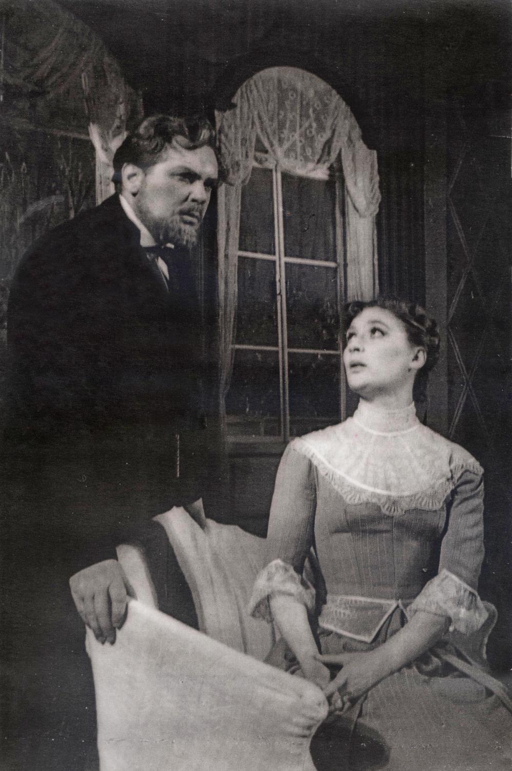 Тамара Никольская в спектакле "Иванов" А.П. Чехова