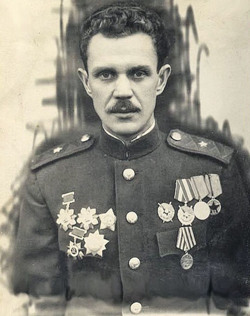 ОЛЕШЕВ Николай Николаевич