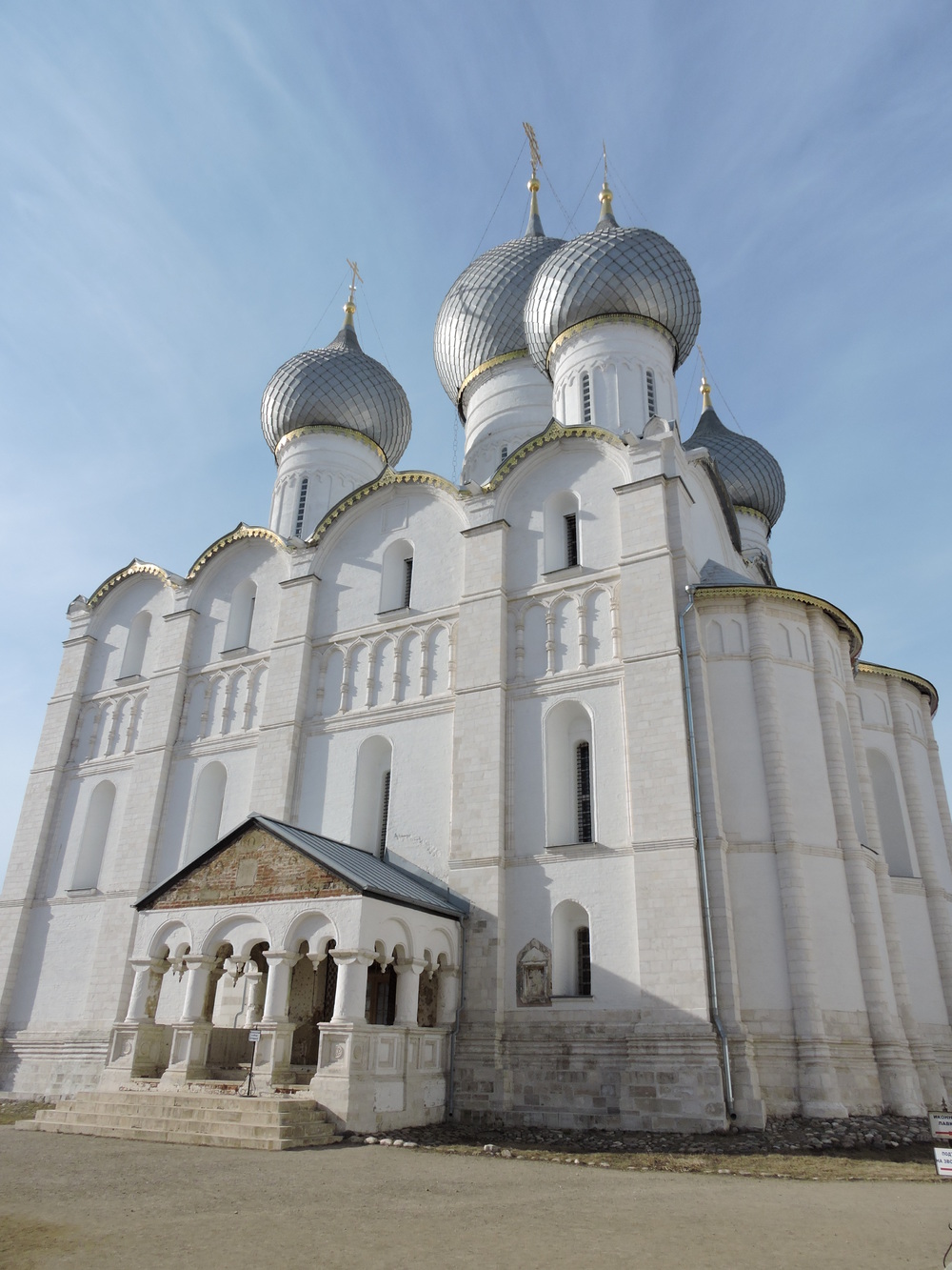 Успенский собор после окончания реставрации фасадов. Фото А.Григорьева.