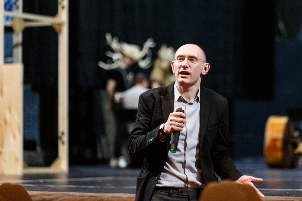 Режиссёр спектакля "Циолковский" Борис Павлович. Фото Т.Кучариной