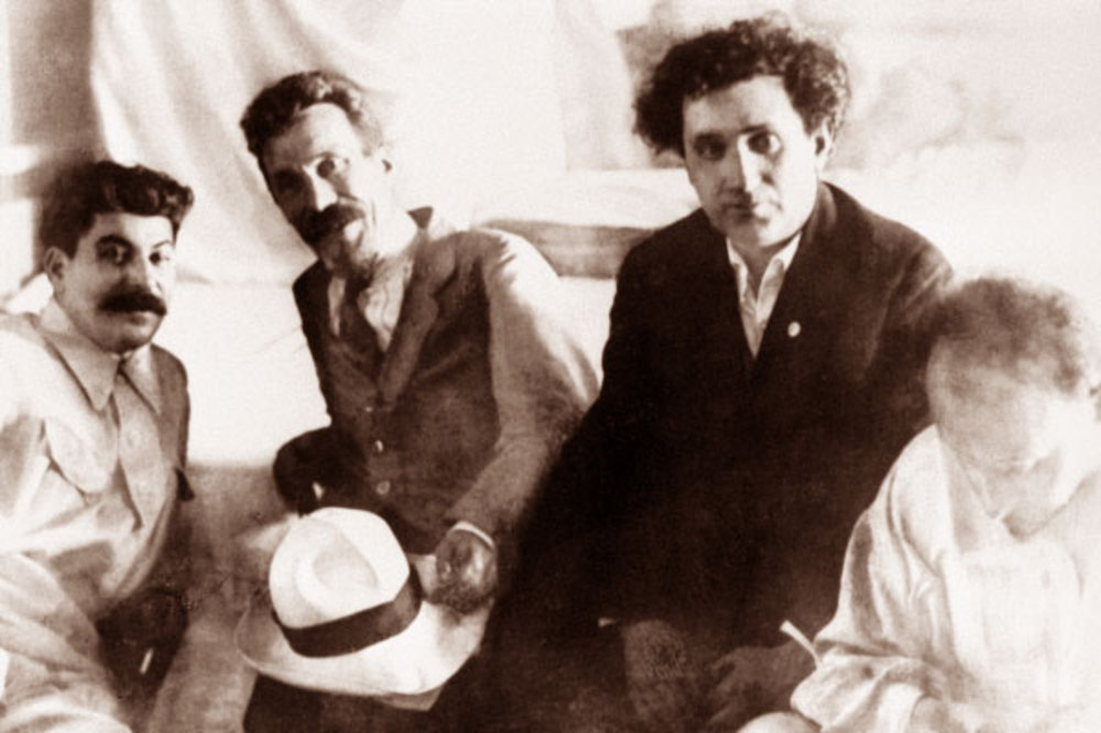 И.В.Сталин, А.И.Рыков, Г.Е.Зиновьев, Н.И.Бухарин - пока ещё вместе