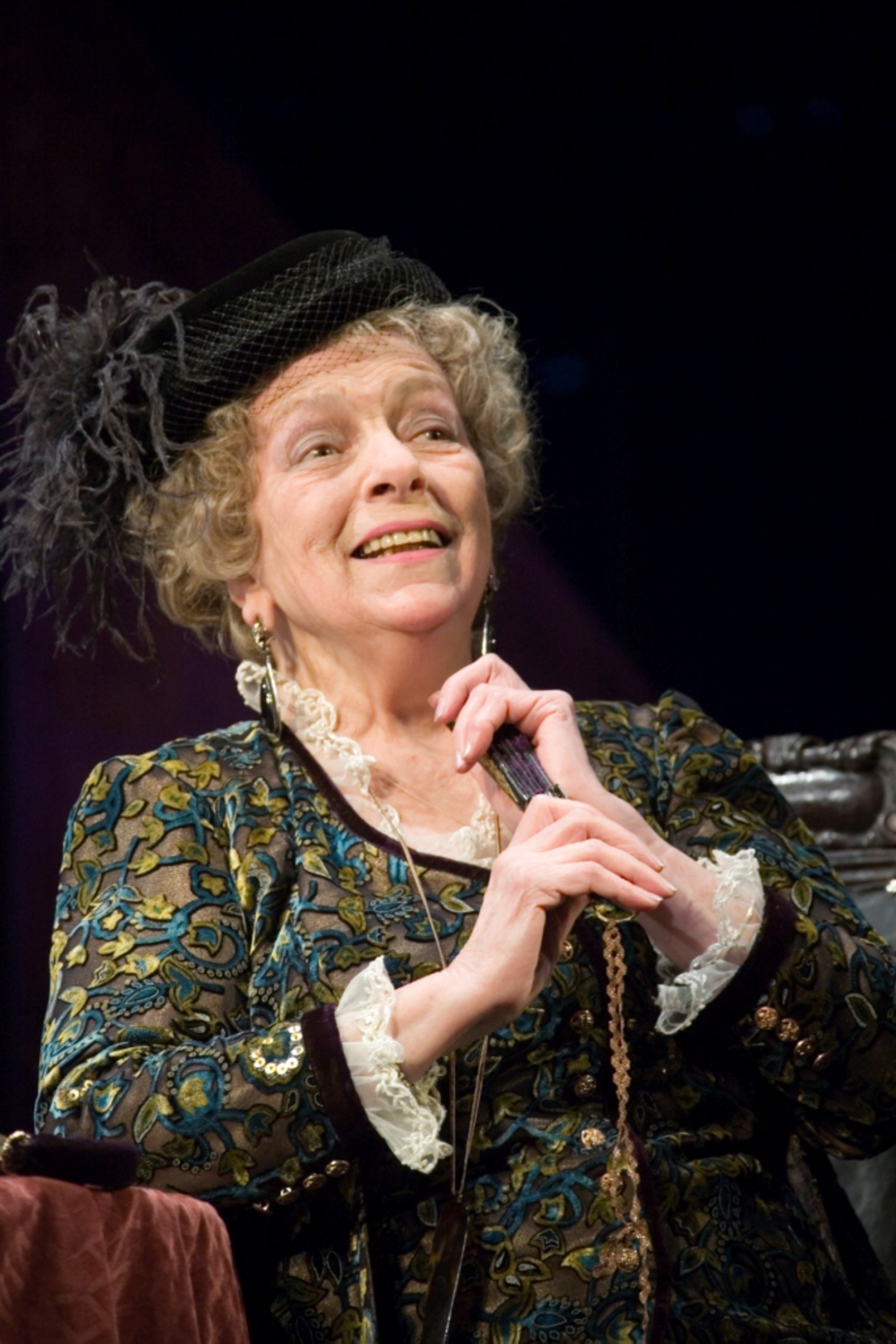 Н.И.Терентьева в спектакле "Соло для часов с боем". Фото С.Метелицы