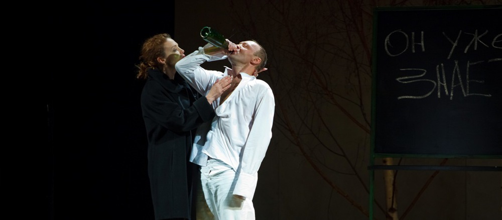 Виталий Кищенко в спектакле "Без названия". Фото Т.Кучариной