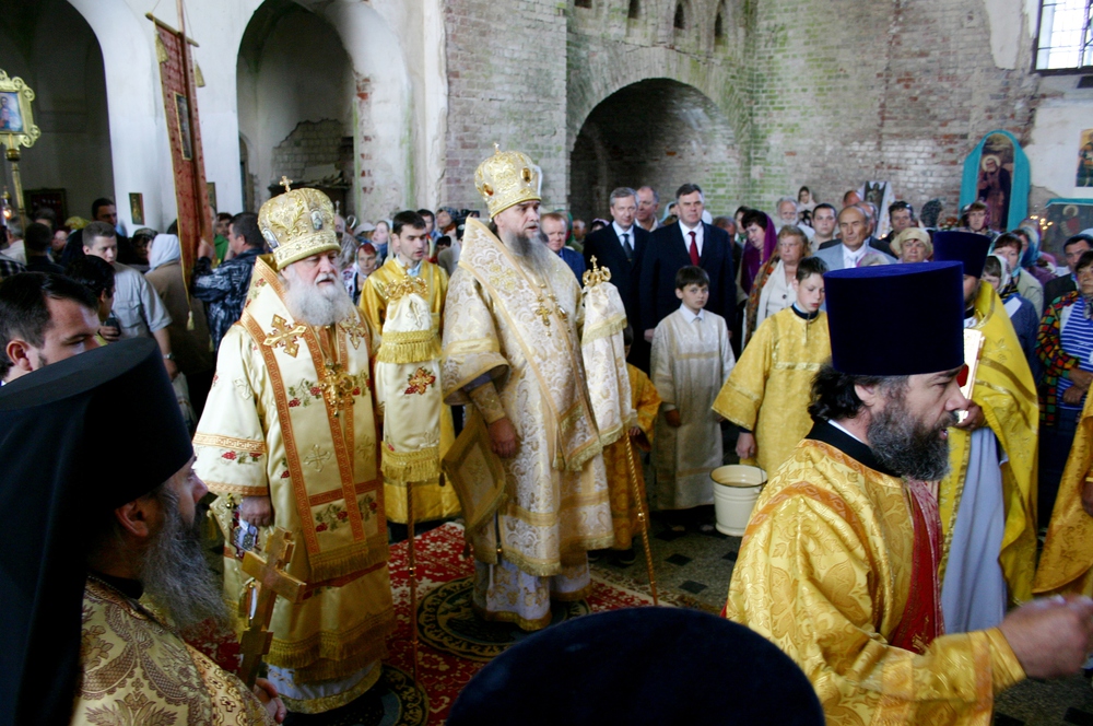 Торжества в честь 100-летия освящения Спасо-Преображенского собора в Кукобое. Июнь 2012. Фото А.Григорьева