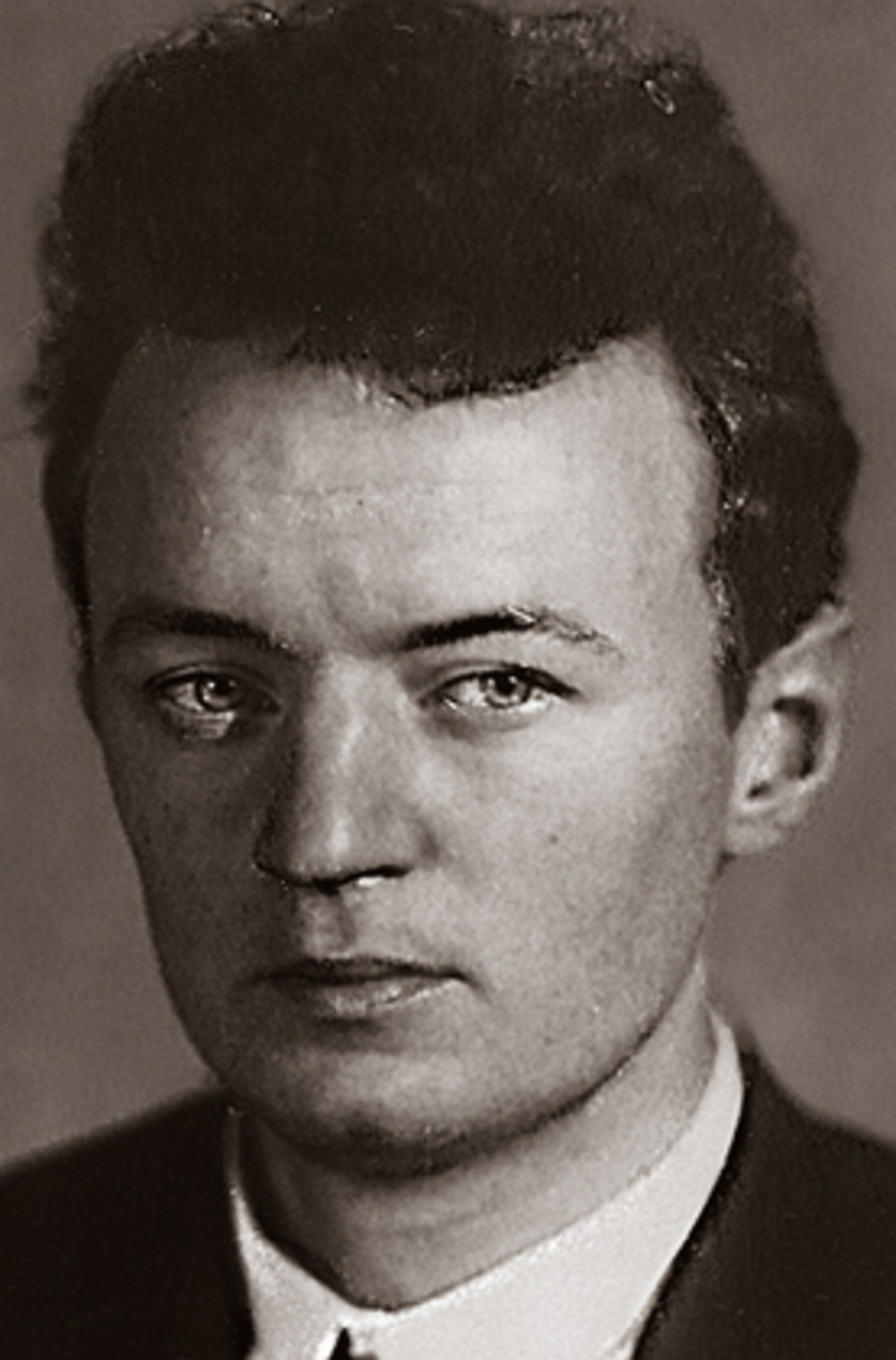 Александр Афиногенов. Начало 1930-х