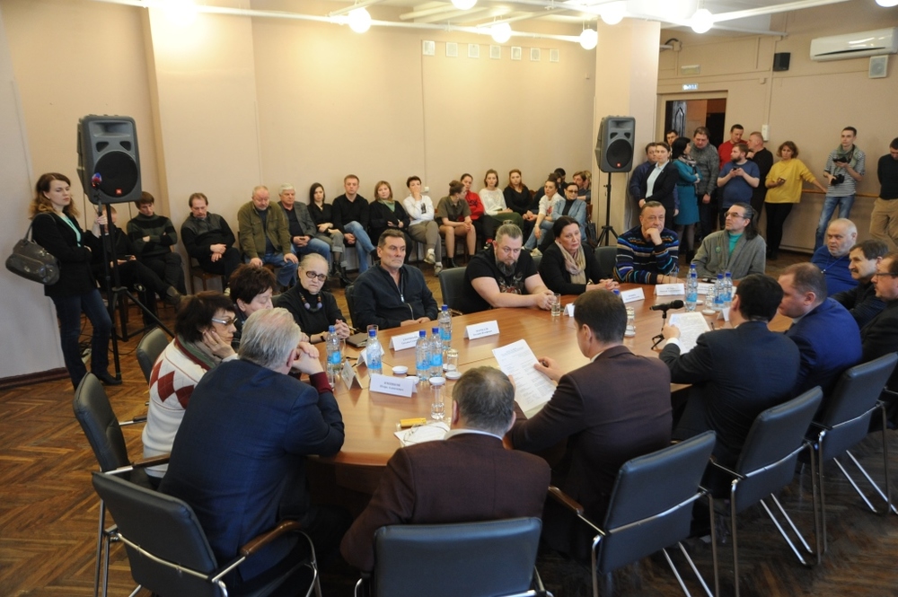 Губернатор Дмитрий Миронов поддержал самостоятельный статус Волковского театра