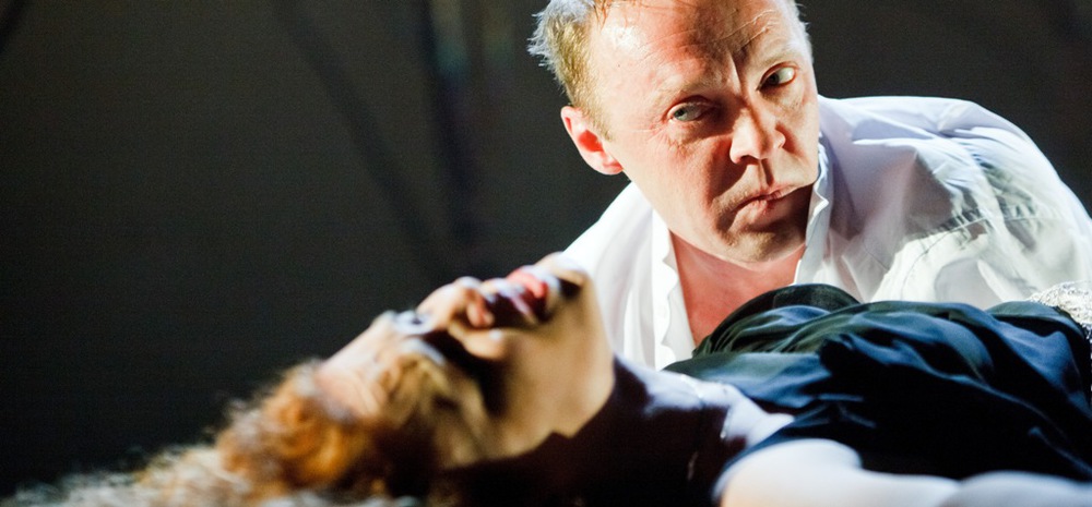 Спектакль "Без названия". Платонов - Виталий Кищенко. Фото Т.Кучариной