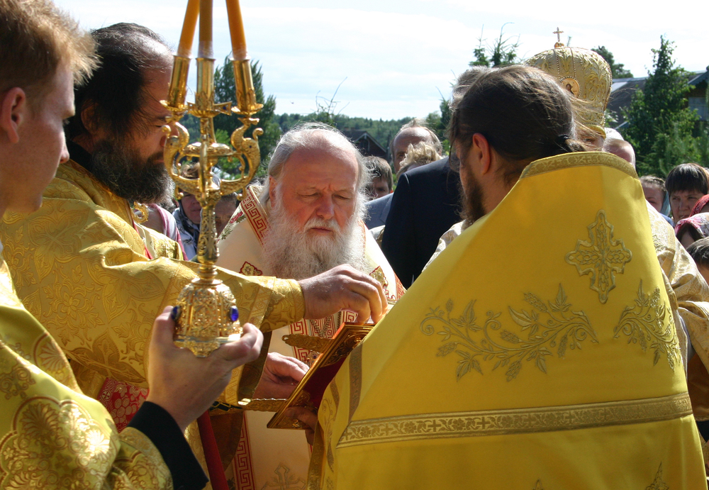 Торжества в честь 100-летия освящения Спасо-Преображенского собора в Кукобое. Июнь 2012. Фото А.Григорьева