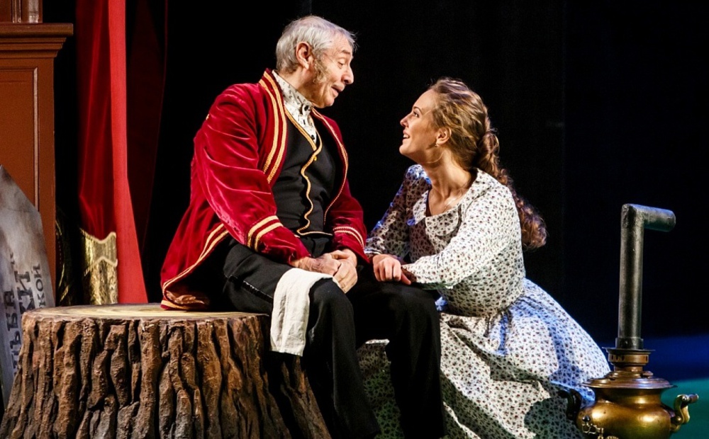 Валерий Соколов в спектакле "Лес". Фото Т.Кучариной