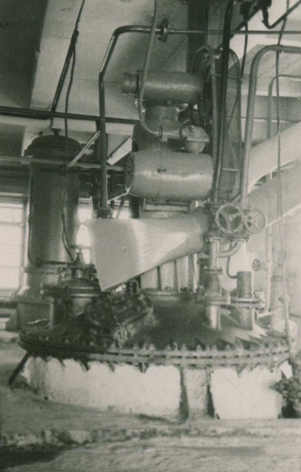 Реактор цеха синтетических смол. 1955-й - 1960-е годы