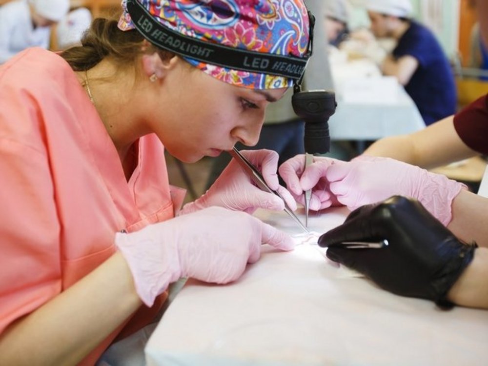 Студенты медуниверситета в XXI веке. Фото с сайта ЯГМУ