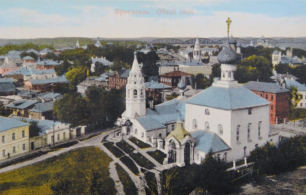 Церковь Введения Пресвятой Богородицы во Храм (слева) и церковь Симеона Столпника в Ярославле (не сохранились). <br/>Вид с юго-запада