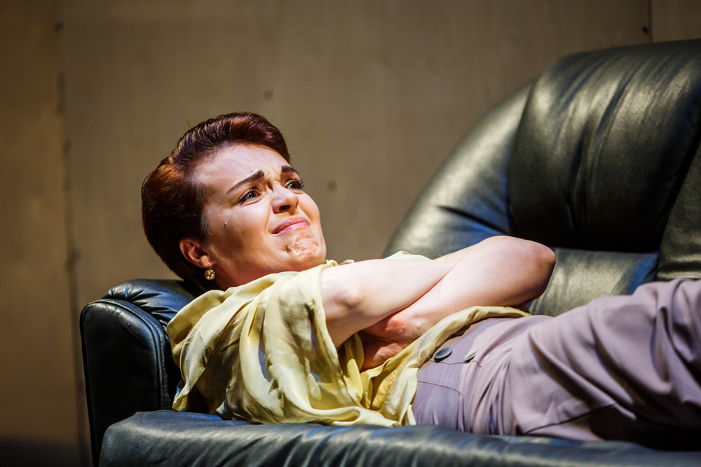 Анастасия Светлова в спектакле "Месяц в деревне". Фото Т.Кучариной