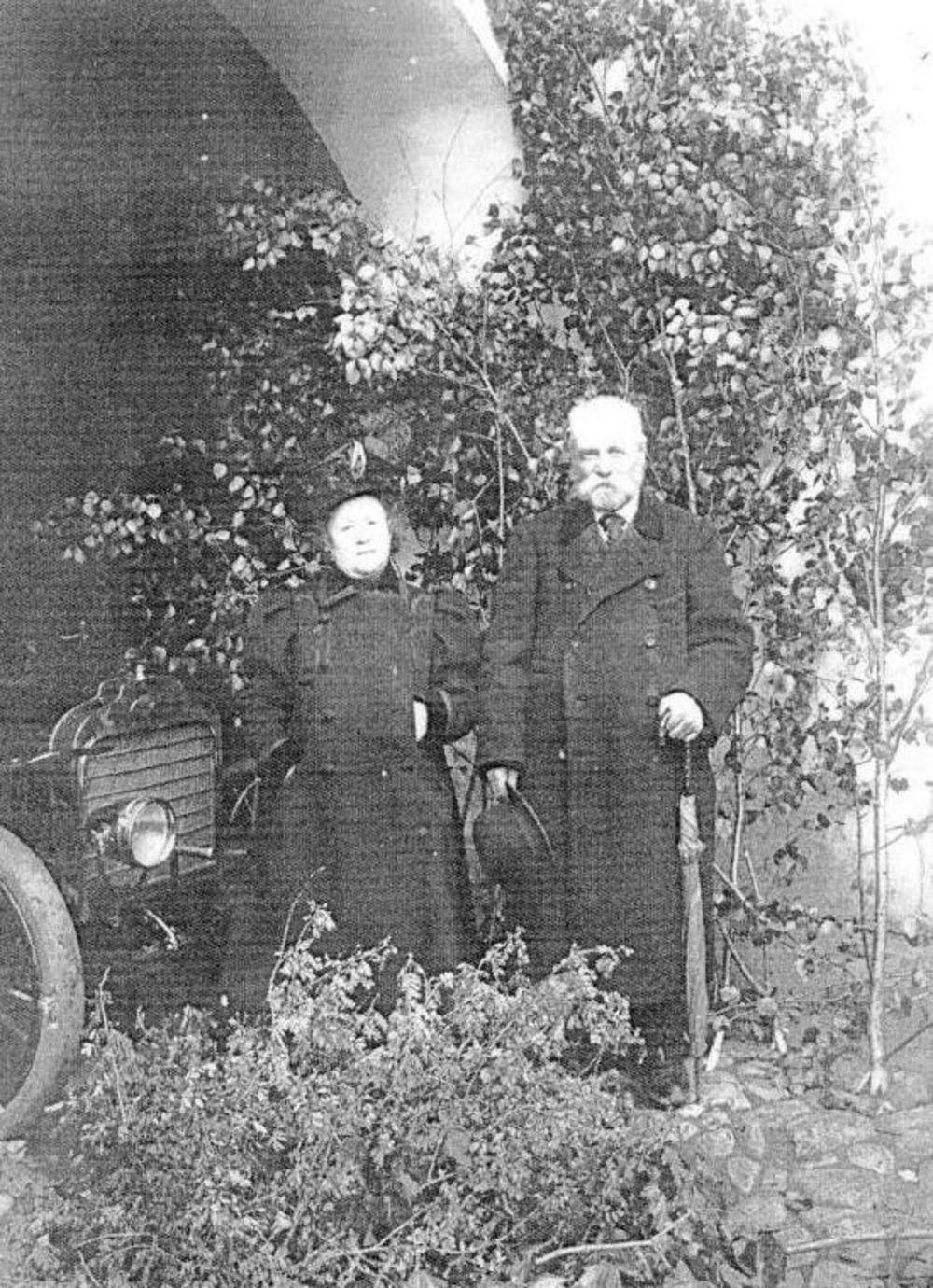 Иван Иванович Дурдин 2-й с женой Анной Васильевной