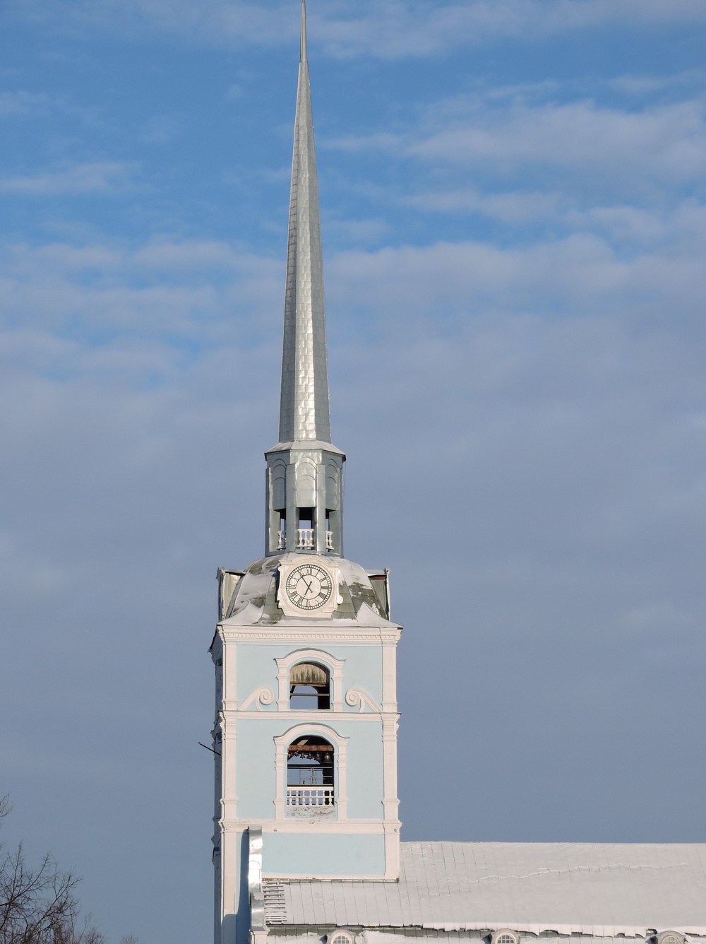 Церковь Петра и Павла. Колокольня. Фото А.Григорьева