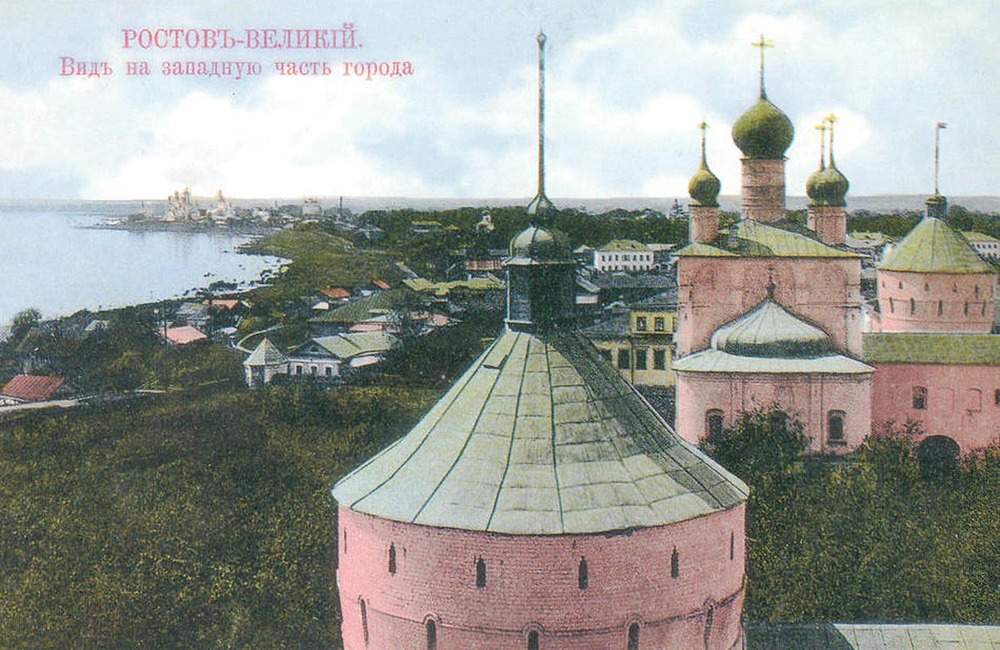 Церковь Григория Богослова. Вид с востока. Открытка начала ХХ в.