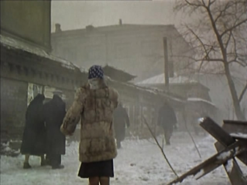 Кадр из фильма. Ограда по ул.Суркова.