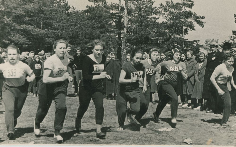 Спортивные мероприятия были не только досугом рабочих, но и важной частью идеологического воспитания