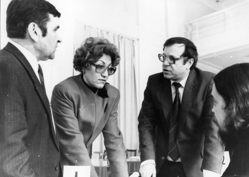 Депутаты областного Совета В.Варухин, Е.Тишковская, А.Цветков и о.Олег Черепанин. Фото Ю.Барышева