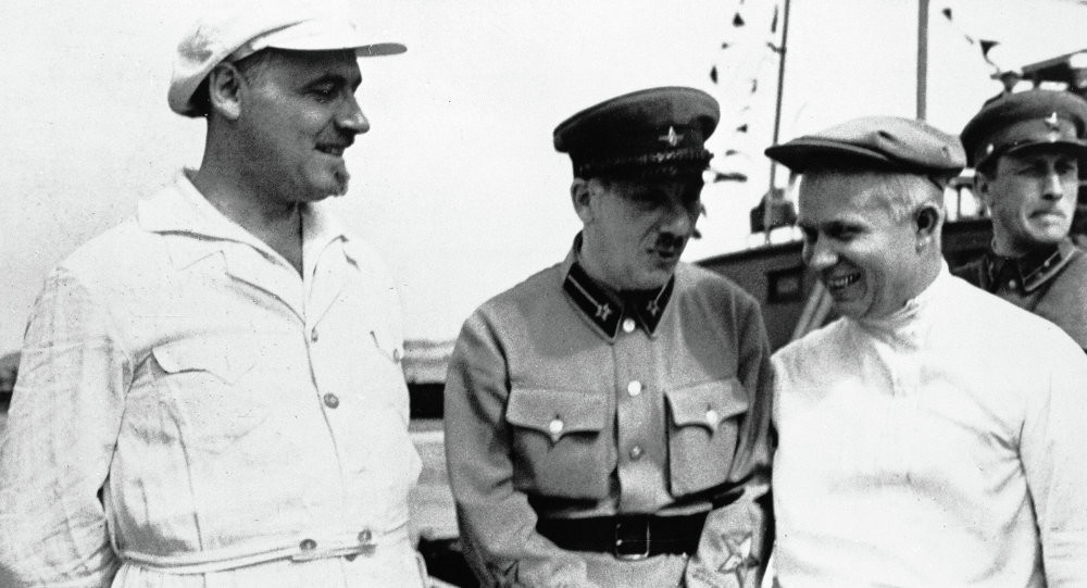 Николай Бухарин, Генрих Ягода и Никита Хрущёв - товарищи по борьбе